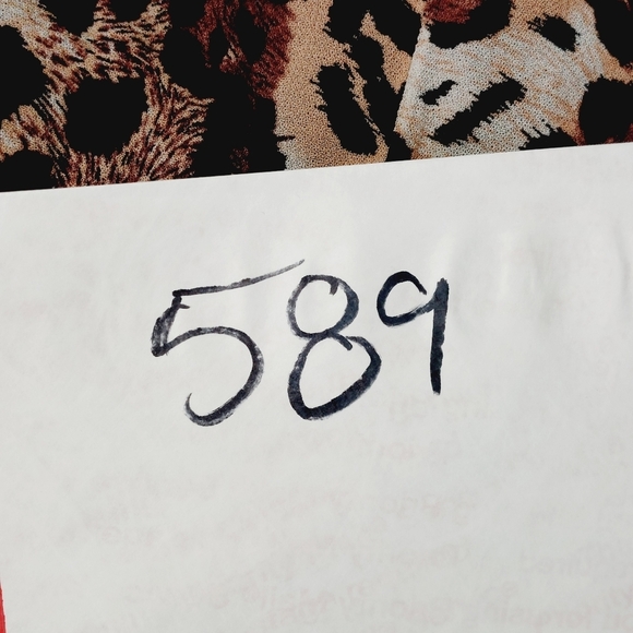 H&M Leopard Print 3/4 Sleeve V-Neck Blouse P589 - Picture 9 of 9